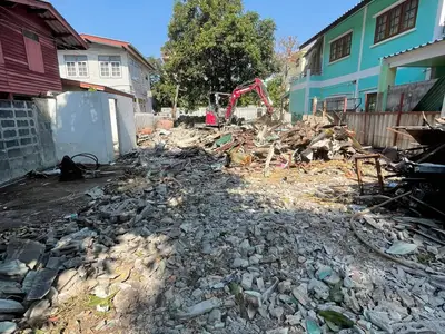 รับรื้อถอนอาคาร